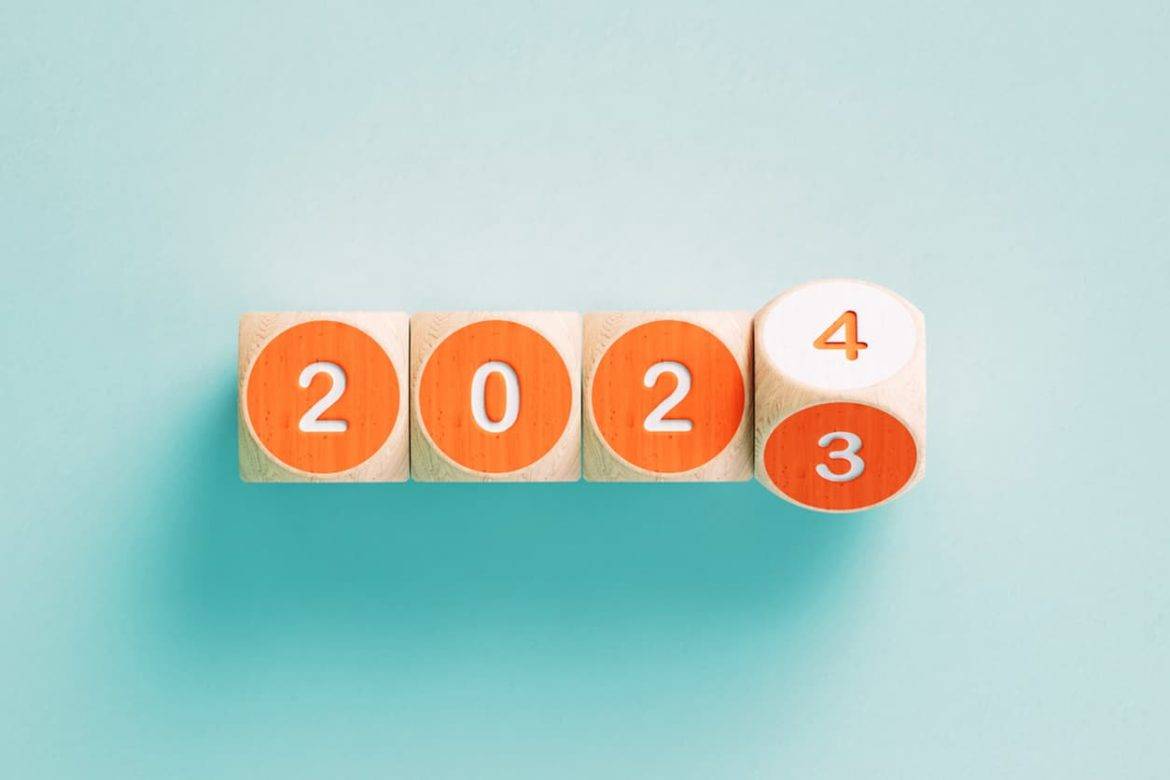 Four wooden blocks that say 2024